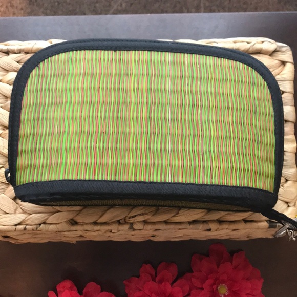 NWT Baskets of Cambodia purse - Picture 6 of 8